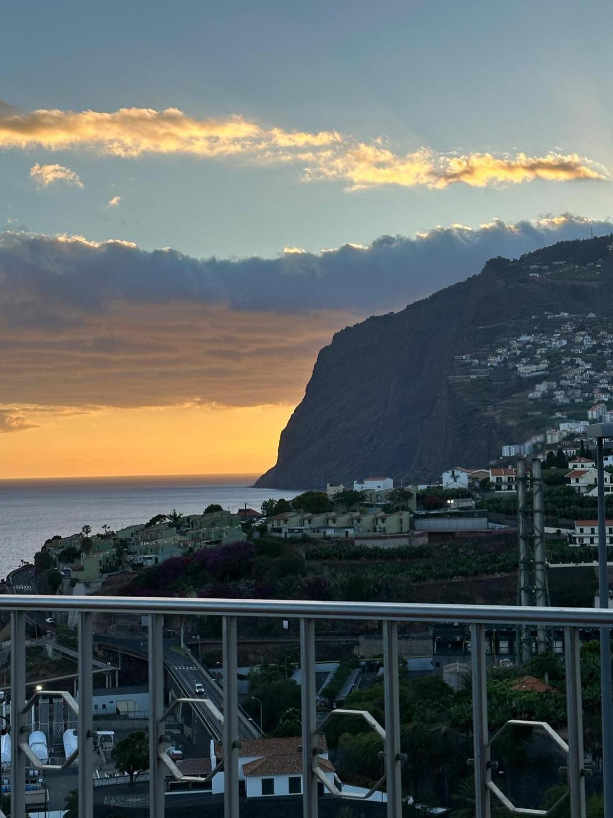 Oasis Suites - Funchal Extérieur photo